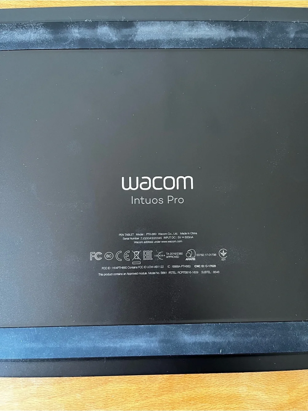 Wacom Intuos Pro Graphic Drawing Tablet - Large 13.3” x 8.6”